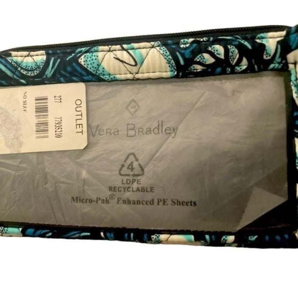 Vera Bradley Zip Around  Wristlet ID Wallet Clutch Blue RFID Protection